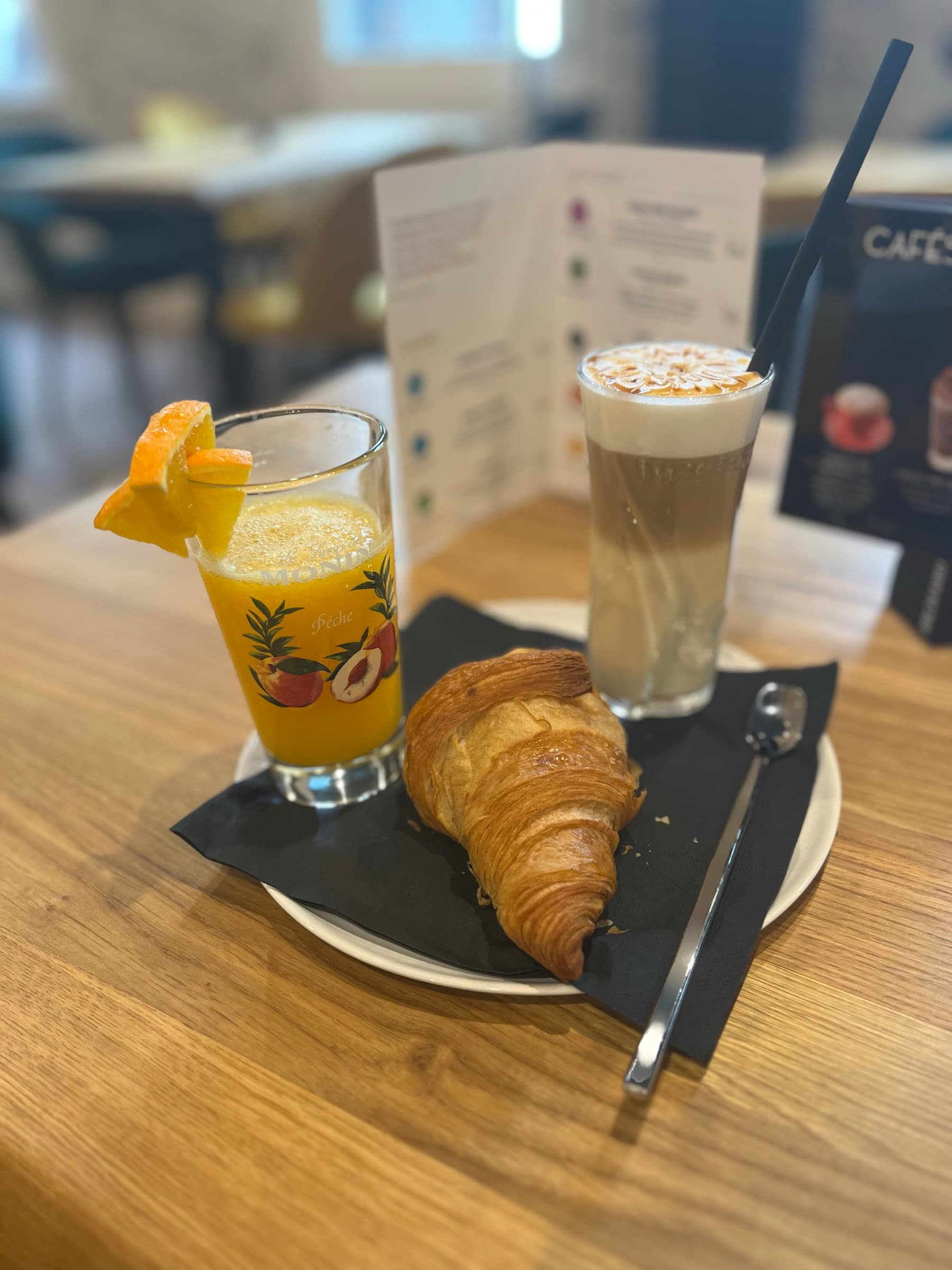 Une assiette du déjeuner