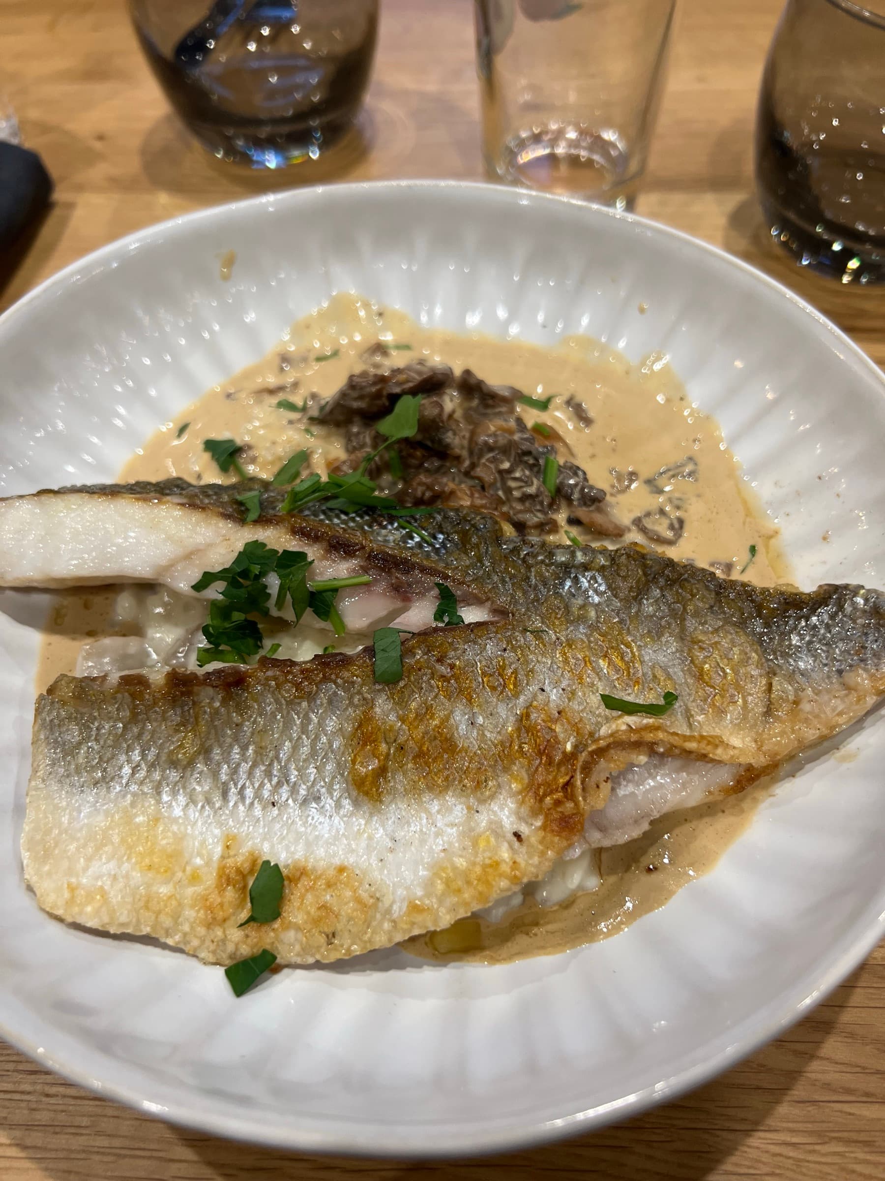 Un plat servi au bar